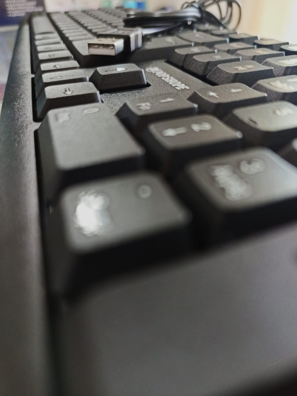 TECLADO POP SHOPE KB-102 CON CABLE