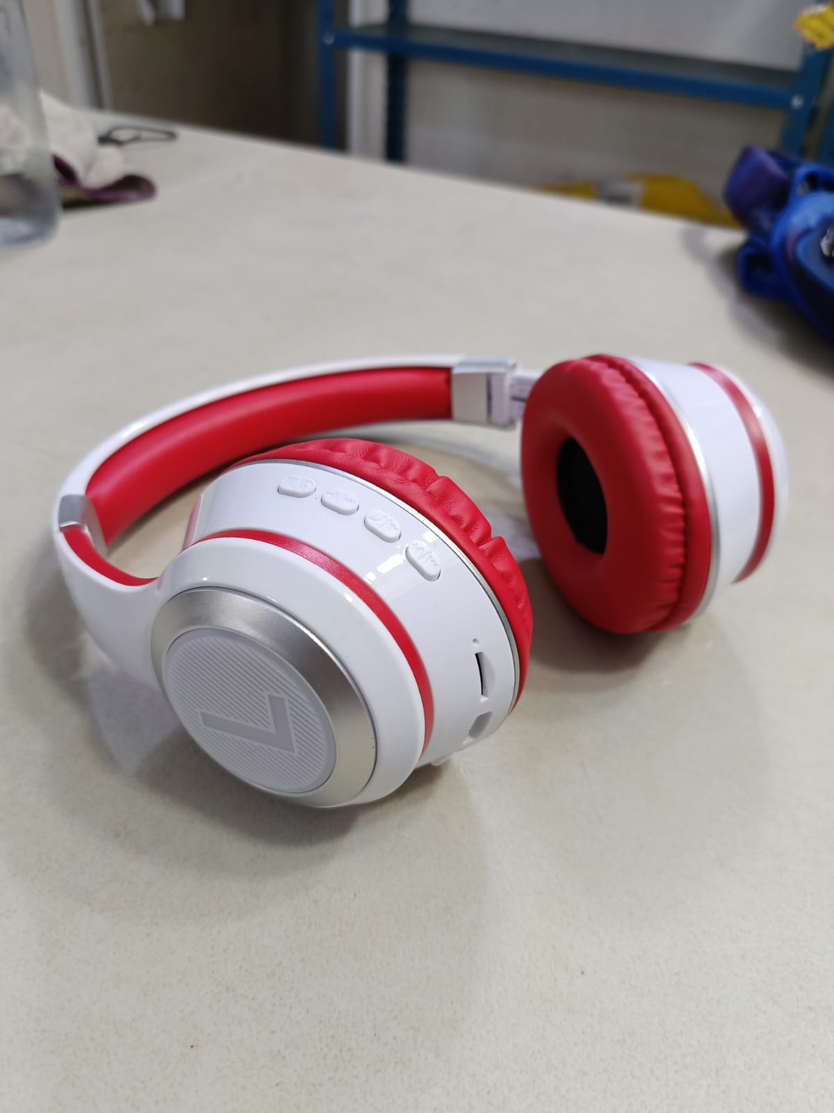 Audifonos Bluetooth Diadema EAR-P55