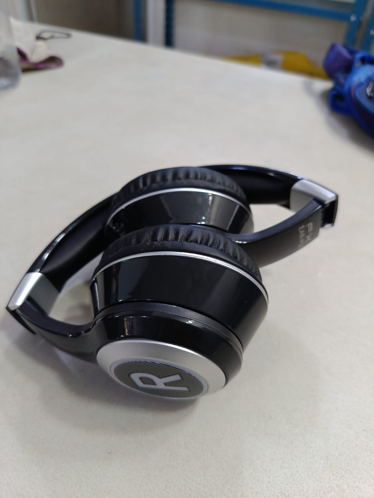 Audifonos Bluetooth Diadema EAR-P55