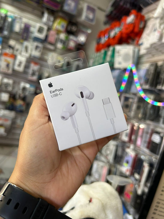 Audífonos EarPods Tipo C Connector A3046