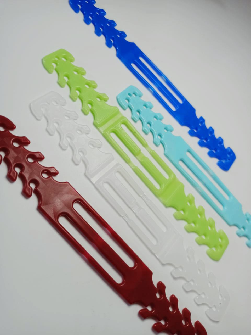 EXTENSOR Y AJUSTADOR PARA CUBREBOCAS