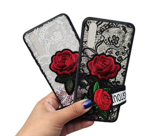Funda Con DIseños Rosas + Colgante Para Huawei P20