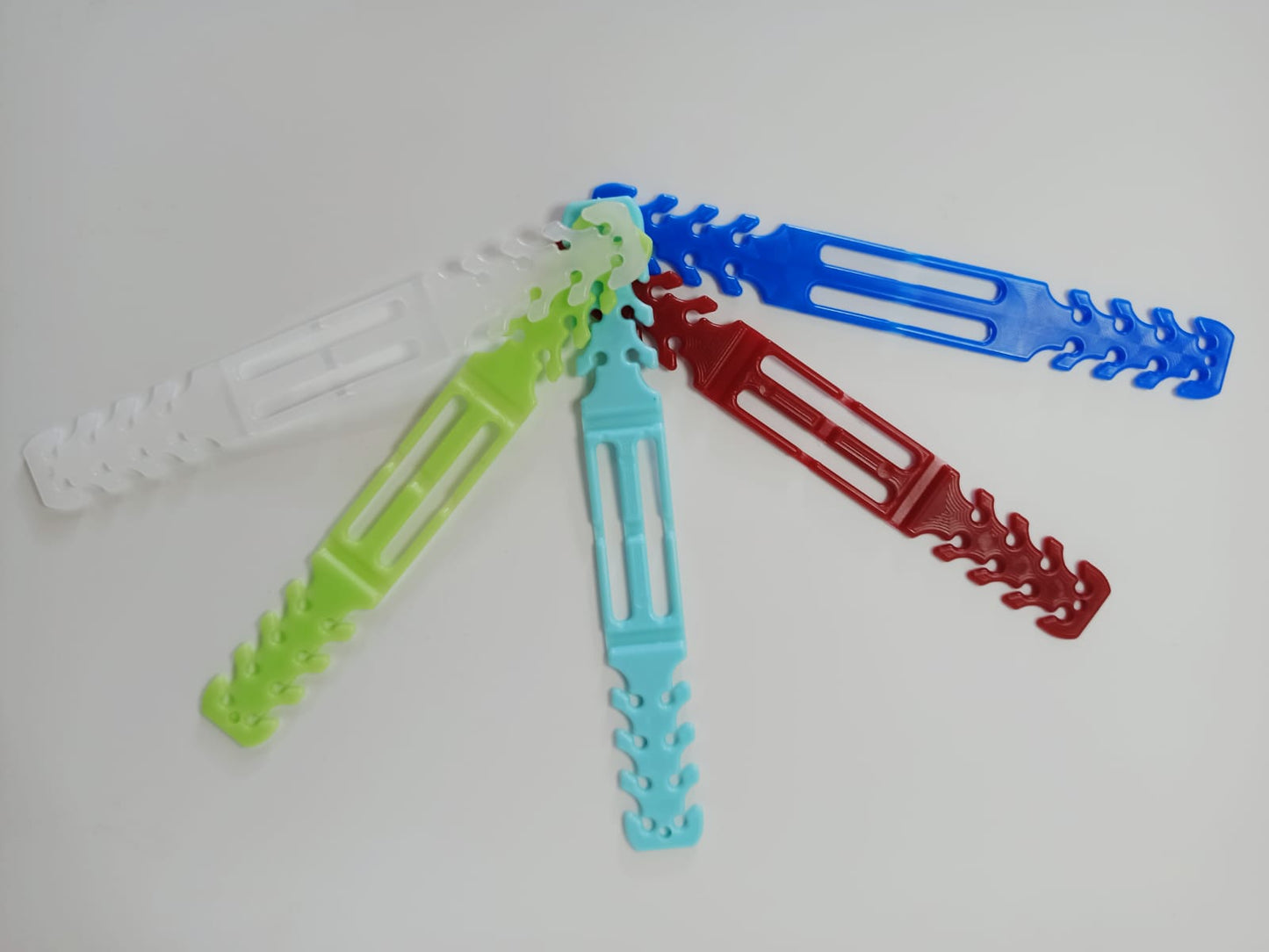 EXTENSOR Y AJUSTADOR PARA CUBREBOCAS