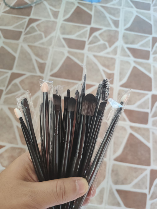 KIT 20 BROCHAS PARA OJOS