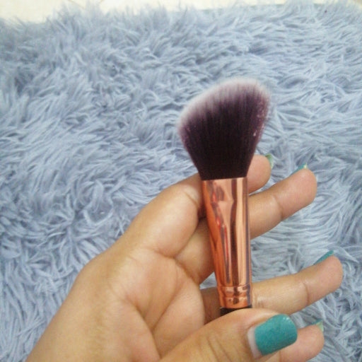 BROCHA PARA CONTORNO O RUBOR PROFESIONAL JR