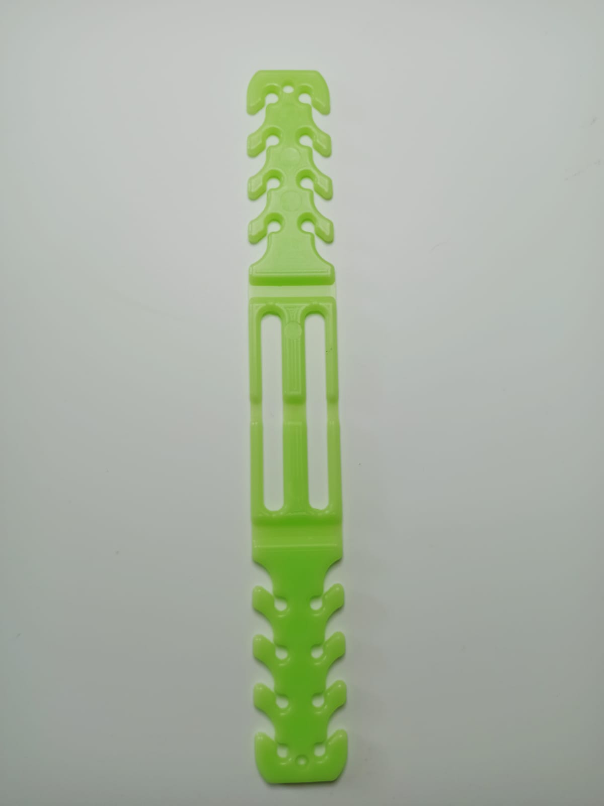 EXTENSOR Y AJUSTADOR PARA CUBREBOCAS